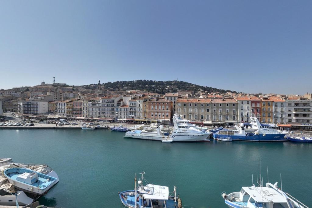 L'orque Bleue Hotel 3*